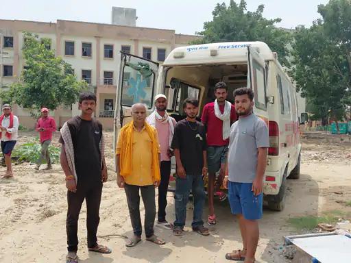नवगछिया : गोदाम निर्माण के दौरान 11 हजार वोल्ट तार की चपेट में आए मजदूर