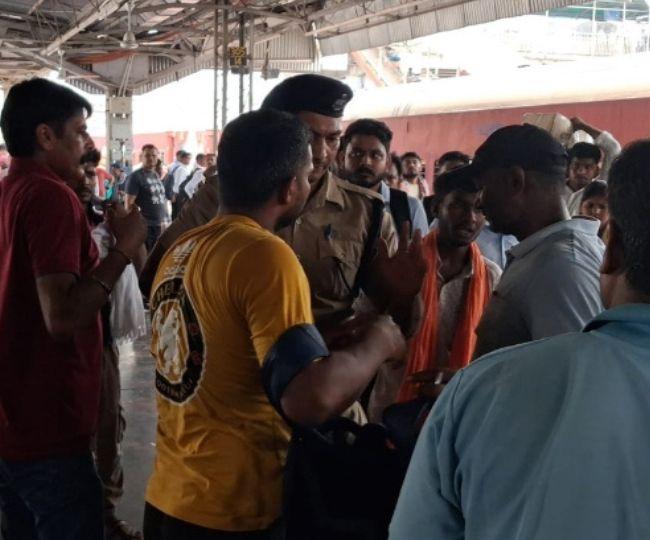 bhagalpur-station-high-voltage-drama-sister-in-law-catches-brother-in-law-with-woman