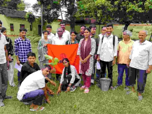 ABVP के 78वें स्थापना दिवस पर नवगछिया में वृक्षारोपण व संगोष्ठी, राष्ट्र निर्माण का लिया संकल्प